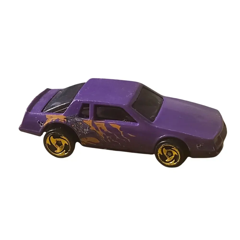 Mattel Hot Wheels 1988 Purple Skull Splat Graphic Tinted Racer Vintage Car Toy